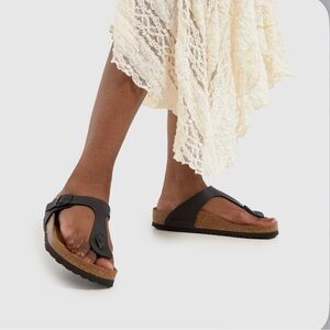 Birkenstock Gizeh Sandals